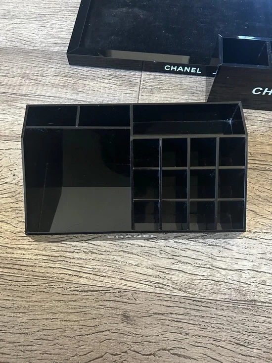 CHANEL GWP Black Vanity Organizer Set with White Logo - Picture 11 of 13